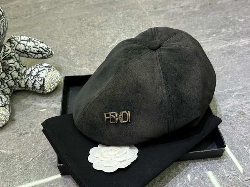 Fendi beret dx02